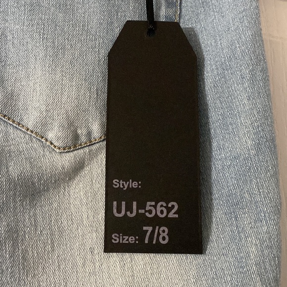 NWT! Distressed Stretch Skinny Jeans, Sz. 7/8 Women’s - Picture 5 of 8